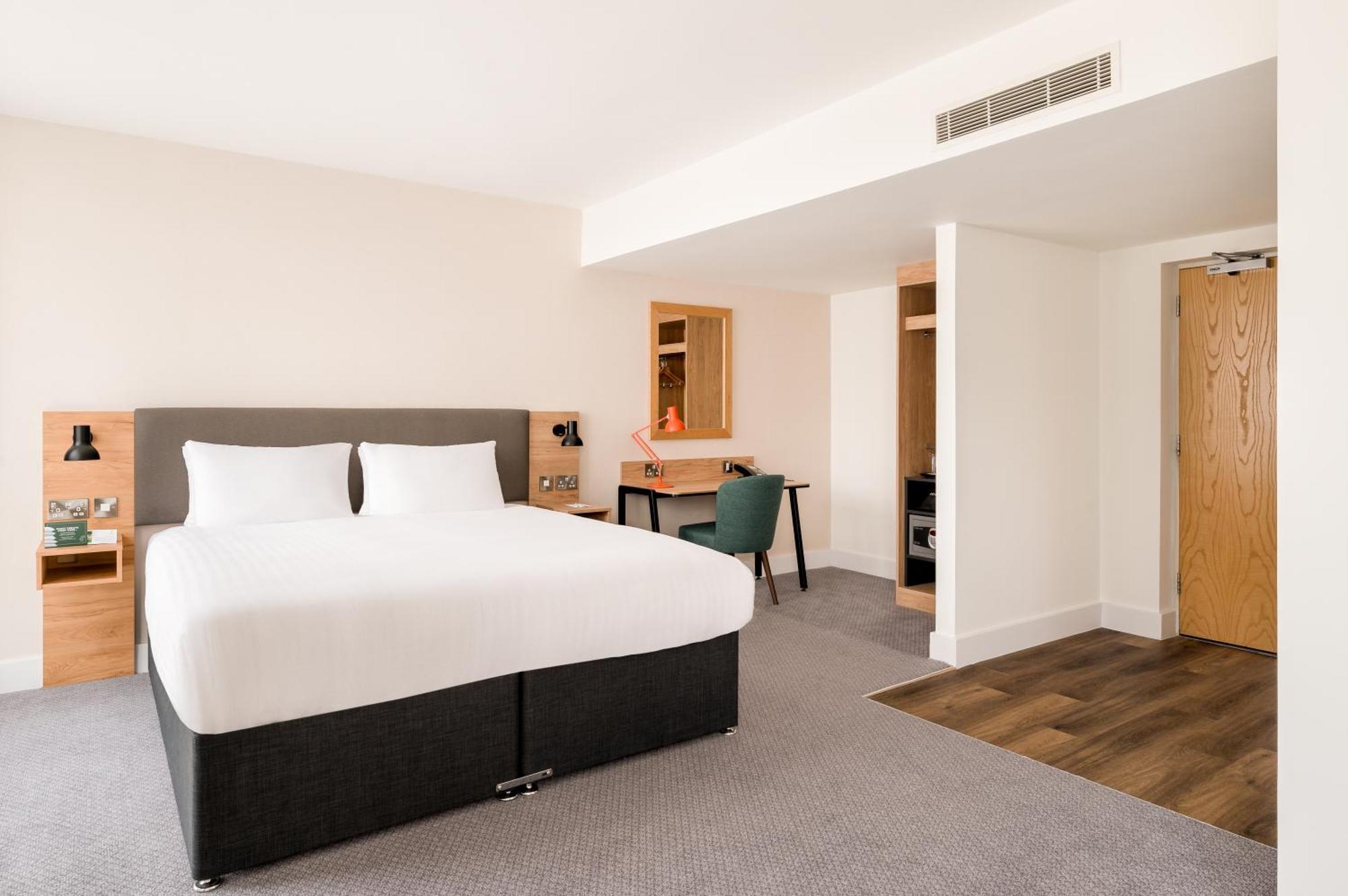Premium King Room,1658070739:JPEG